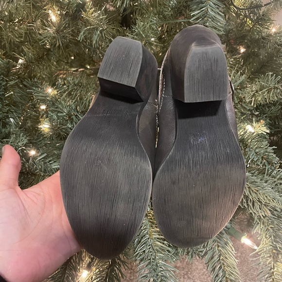 Blowfish booties - Picture 5 of 12